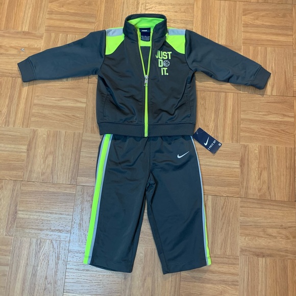 nike joggers and jacket